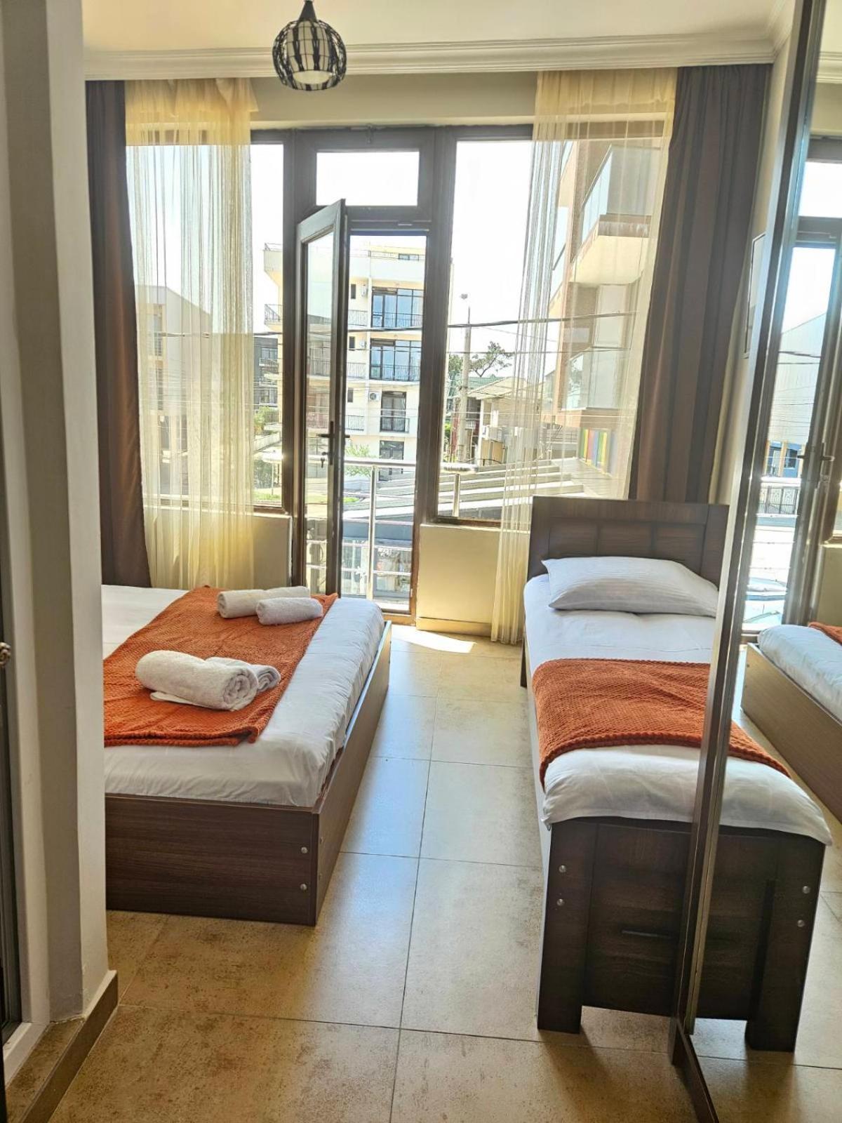 Guest House Gio Kobuleti Exterior photo